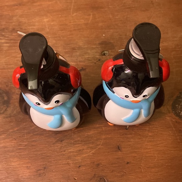 NWT- 2- Iced Raspberry Frosting- Adorable Penguin Hand Soap Dispensers 10.48oz - Picture 10 of 16